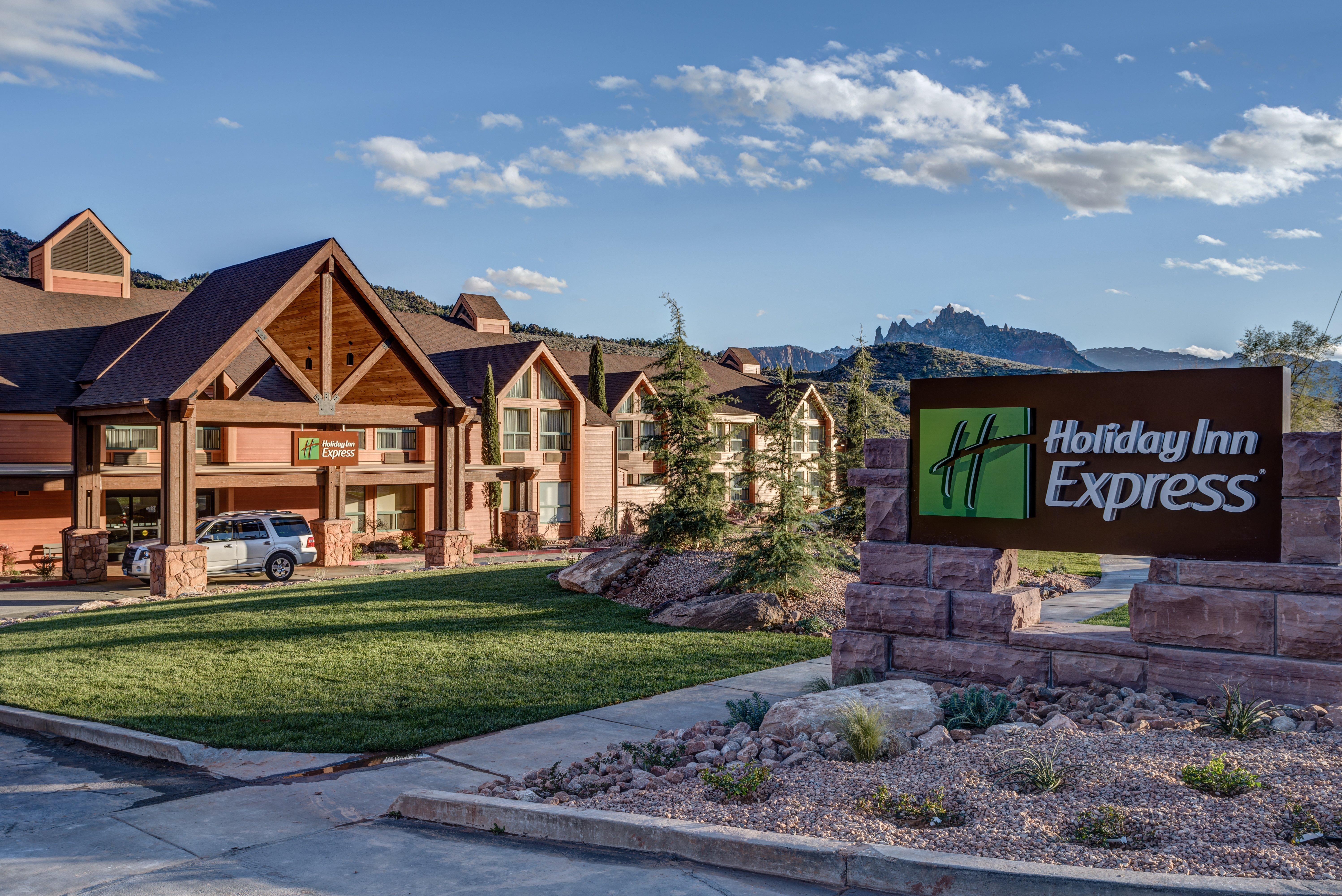 Holiday Inn Express Springdale - Zion National Park Area, An Ihg Hotel Екстериор снимка